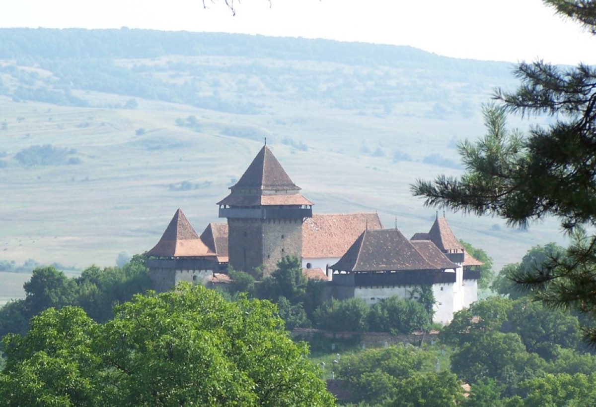 The whitewashed fortified church at Viscri